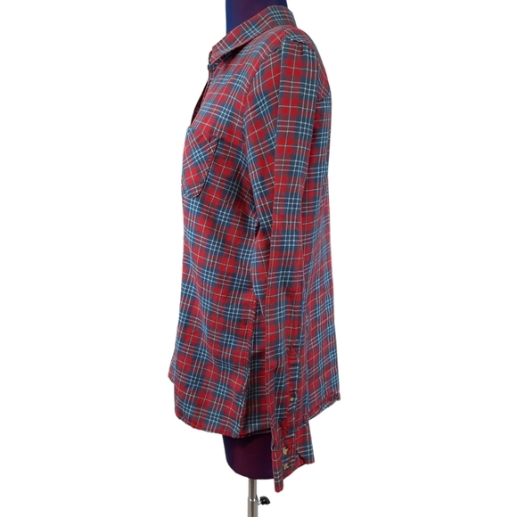 L.L. Bean Red White & Blue Button Down Plaid Roll Tab Sleeve Shirt Size Medium - Picture 3 of 9